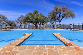 Refreshing pool